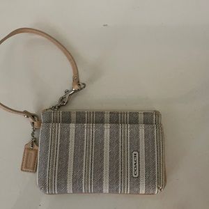 Card/key holder Coach Bag.